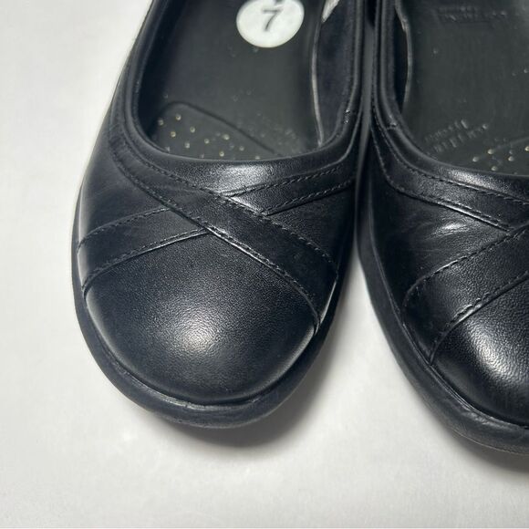 Rockport X Adidas Leather Slip On Women’s 7 Black Round Toe K57214 - Picture 3 of 9